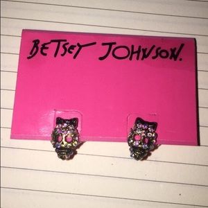 Betsey Johnson Skull Earrings